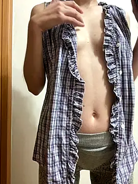 SophieDesire online show from September 28, 9:44 pm