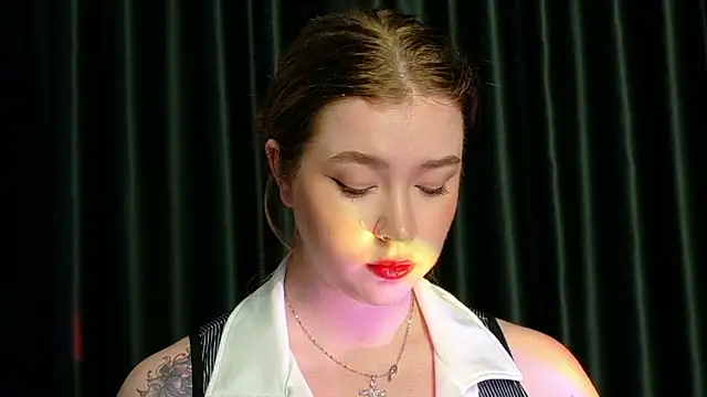 Snapshot of Rebecca_Lace chatting on October 17, 9:27 pm Rebecca Lace online show from October 17, 9:27 pm