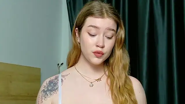 Snapshot of Rebecca_Lace chatting on September 19, 6:12 pm Rebecca Lace online show from September 19, 6:12 pm