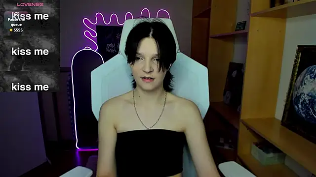 AudreyyKim online show from November 2, 11:15 am