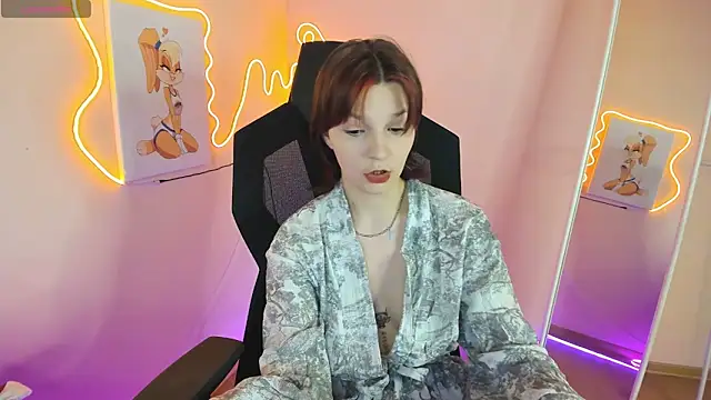 AudreyyKim online show from December 17, 7:57 am