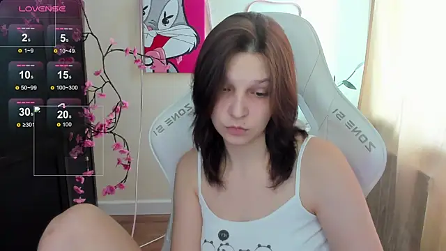 Snapshot of AudreyyKim chatting on July 6, 8:10 am AudreyyKim online show from July 6, 8:10 am