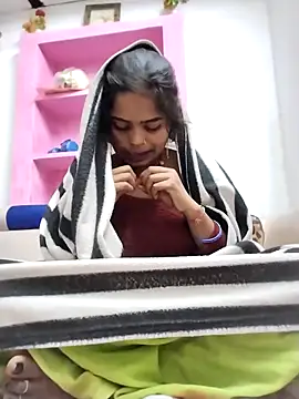 Snapshot of Bebo_Sweety143 chatting on November 26, 12:43 am Bebo Sweety143 online show from November 26, 12:43 am