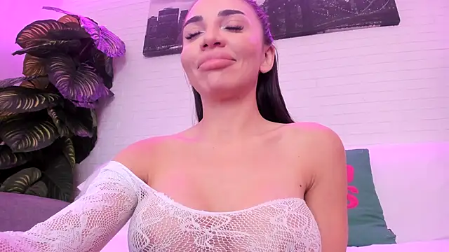 Snapshot of Katya_K chatting on October 3, 5:58 pm Katya K online show from October 3, 5:58 pm