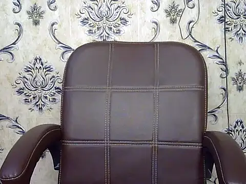 Snapshot of queen_visakha chatting on July 7, 7:39 pm queen visakha online show from July 7, 7:39 pm