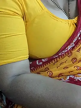 desi boudi87 online show from February 12, 3:23 pm