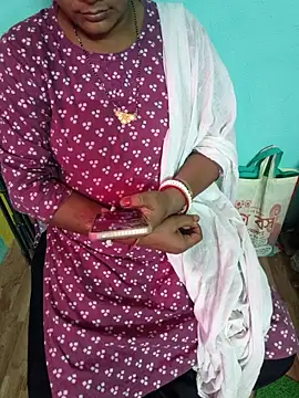 desi boudi87 online show from May 24, 3:28 am