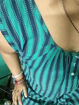 desi boudi87 online show from April 5, 12:17 am