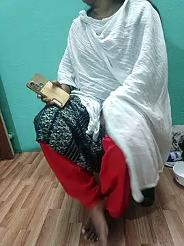 Snapshot of desi_boudi87 chatting on October 31, 11:40 am desi boudi87 online show from October 31, 11:40 am