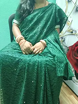 Snapshot of desi_boudi87 chatting on September 26, 11:50 am desi boudi87 online show from September 26, 11:50 am