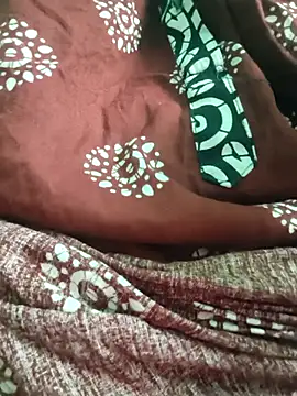 Snapshot of desi_boudi87 chatting on September 9, 4:44 am desi boudi87 online show from September 9, 4:44 am