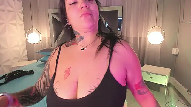 MAGIC TESSA online show from November 22, 8:51 pm