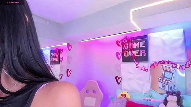 LindaWz  online show from February 15, 5:41 am