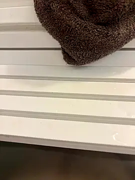 Snapshot of sukebegorilla chatting on October 28, 4:39 pm sukebegorilla online show from October 28, 4:39 pm