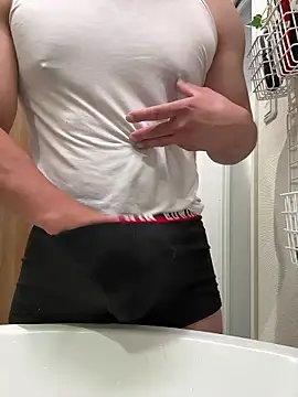sukebegorilla online show from May 17, 8:14 am
