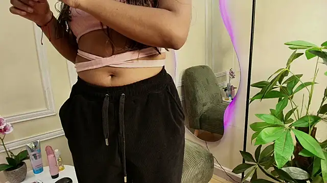 keila hott20 online show from September 26, 12:56 pm