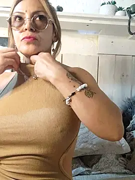 Gatithaaa online show from March 6, 10:05 pm