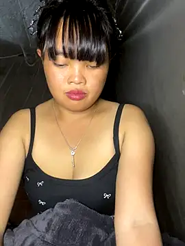 Snapshot of delwyn- chatting on October 1, 3:33 am delwyn- online show from October 1, 3:33 am