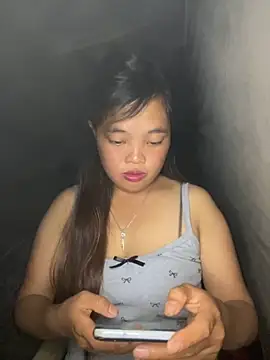 Snapshot of delwyn- chatting on September 13, 4:18 pm delwyn- online show from September 13, 4:18 pm