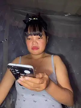 Snapshot of delwyn- chatting on October 15, 5:43 pm delwyn- online show from October 15, 5:43 pm