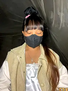 Snapshot of delwyn- chatting on November 20, 2:07 pm delwyn- online show from November 20, 2:07 pm