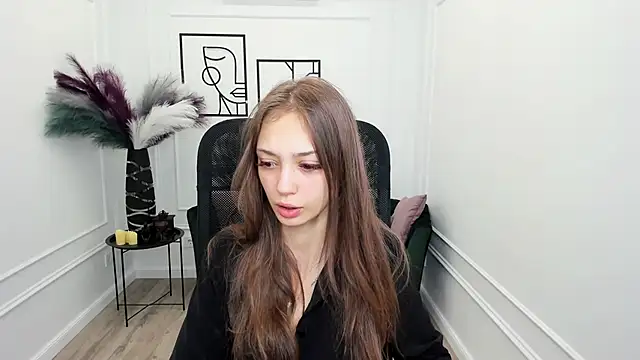 EmilyGraydis online show from November 19, 4:12 am