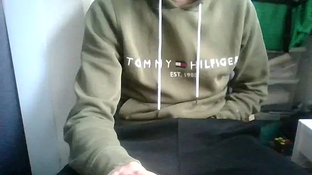 juju78jujuu online show from October 16, 7:05 am