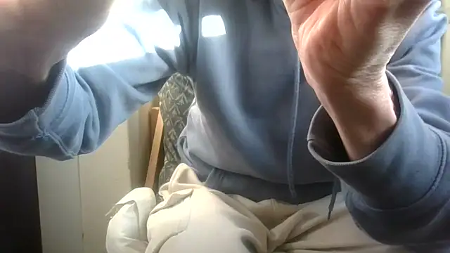 juju78jujuu online show from March 3, 8:21 am