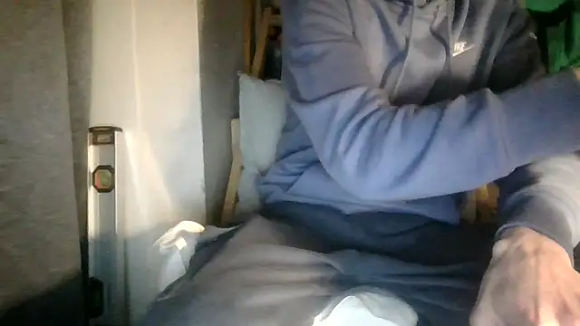 juju78jujuu online show from February 22, 8:32 pm