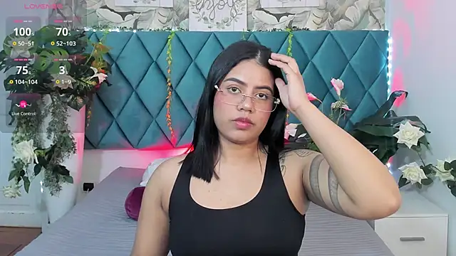 LiilithNova online show from May 24, 4:34 am