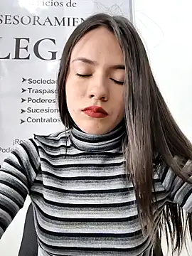 CHARLOTTE  05 online show from November 3, 1:58 pm