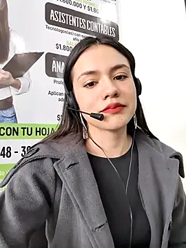 CHARLOTTE  05 online show from November 5, 1:36 pm