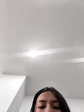 CHARLOTTE  05 online show from November 15, 12:09 pm