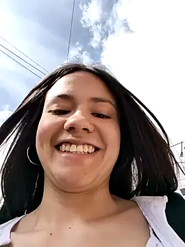 CHARLOTTE  05 online show from October 11, 1:45 pm