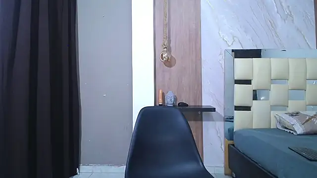 Snapshot of taylor_collins_ chatting on September 17, 9:39 pm taylor collins online show from September 17, 9:39 pm