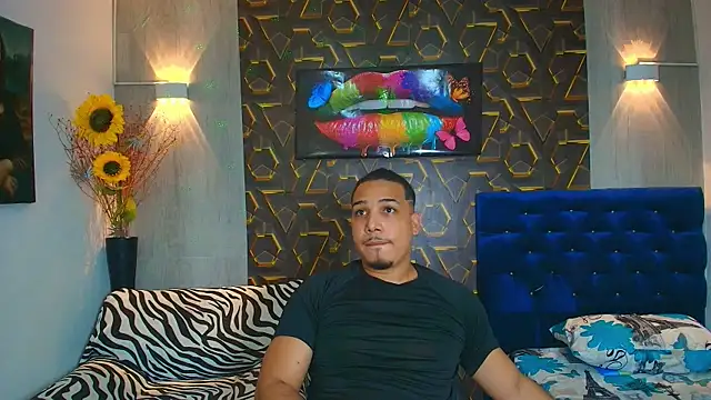 Snapshot of taylor_collins_ chatting on September 25, 10:16 pm taylor collins online show from September 25, 10:16 pm