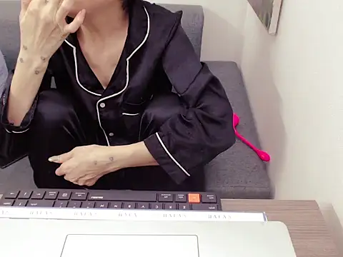 Funnygirl 9x online show from February 8, 2:42 am