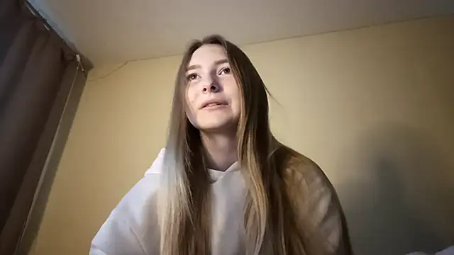 Nymera flare online show from November 28, 6:24 am