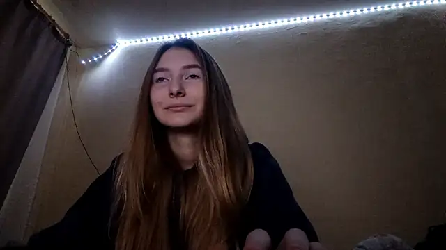 Nymera flare online show from November 19, 6:46 am