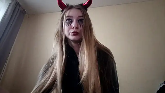 Nymera flare online show from November 12, 6:39 am