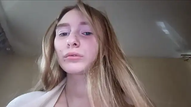 Nymera flare online show from October 22, 6:46 am