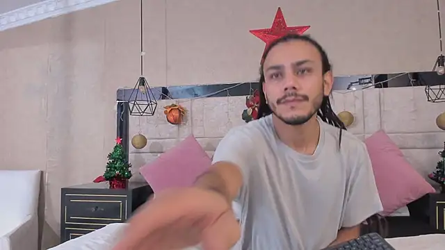 Boss Domiinator online show from December 21, 11:56 am