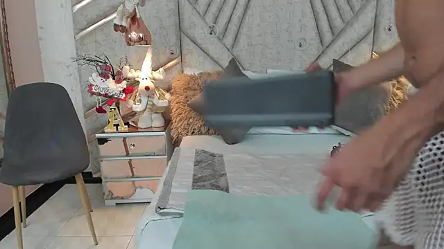 Boss Domiinator online show from December 19, 12:40 pm