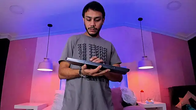 Boss Domiinator online show from February 28, 11:54 am