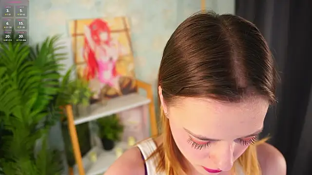 HollieCollelo online show from March 18, 2:58 am