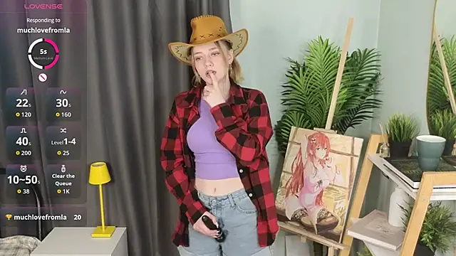 HollieCollelo online show from December 21, 3:08 am