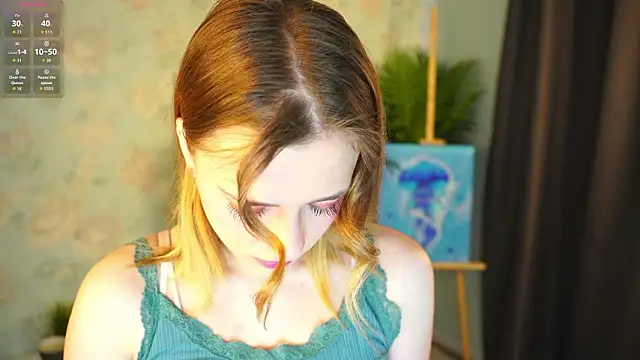 HollieCollelo online show from March 7, 3:13 am