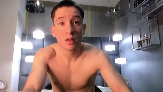 HunterHeat  online show from November 14, 11:47 am