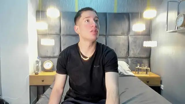 HunterHeat  online show from November 22, 11:53 am