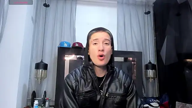 HunterHeat  online show from May 4, 11:57 am